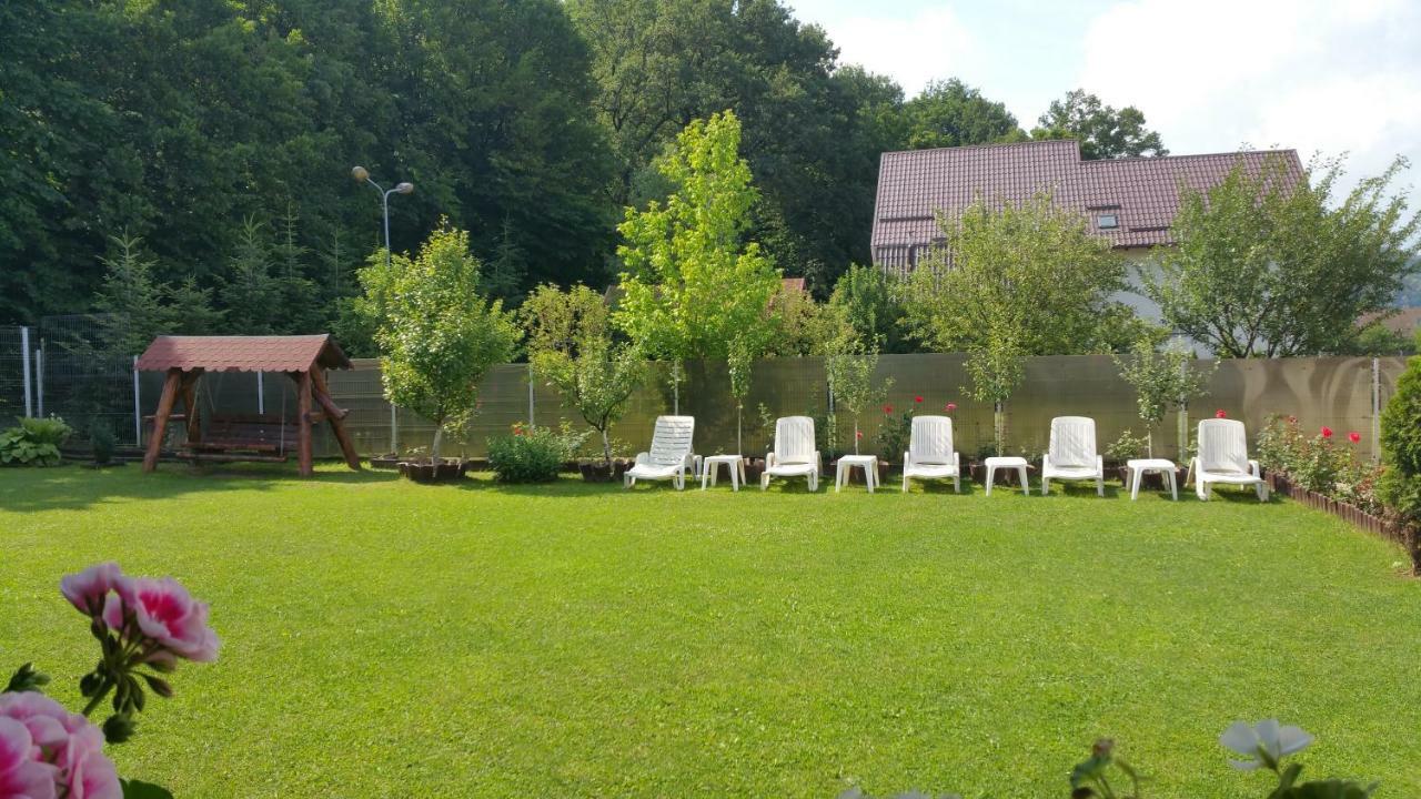 Rosenville Rîşnov Εξωτερικό φωτογραφία