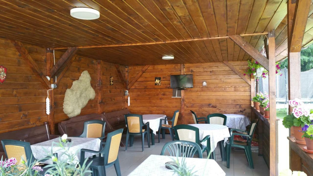 Rosenville Rîşnov Εξωτερικό φωτογραφία