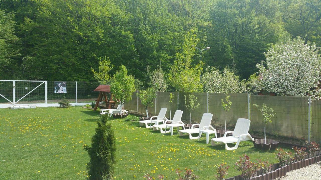 Rosenville Rîşnov Εξωτερικό φωτογραφία