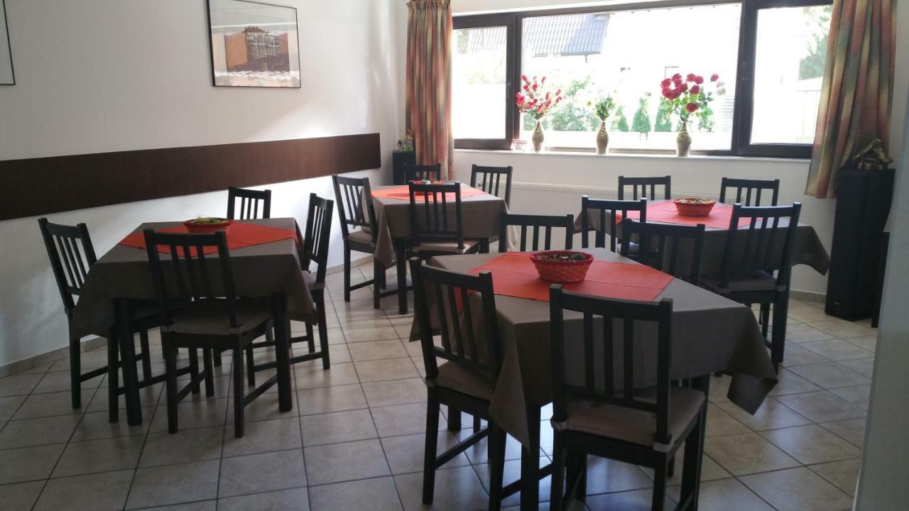 Rosenville Rîşnov Εξωτερικό φωτογραφία
