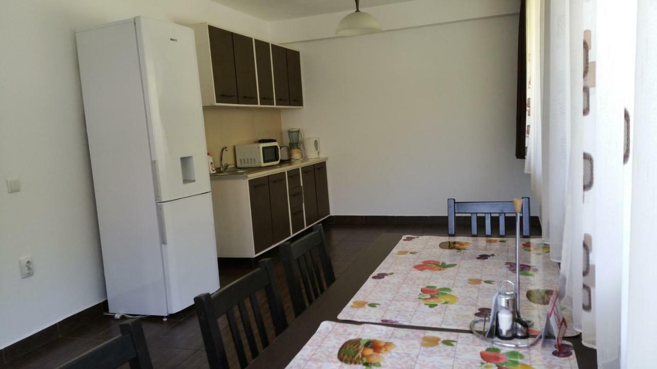 Rosenville Rîşnov Εξωτερικό φωτογραφία