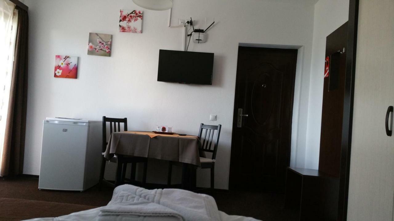 Rosenville Rîşnov Εξωτερικό φωτογραφία